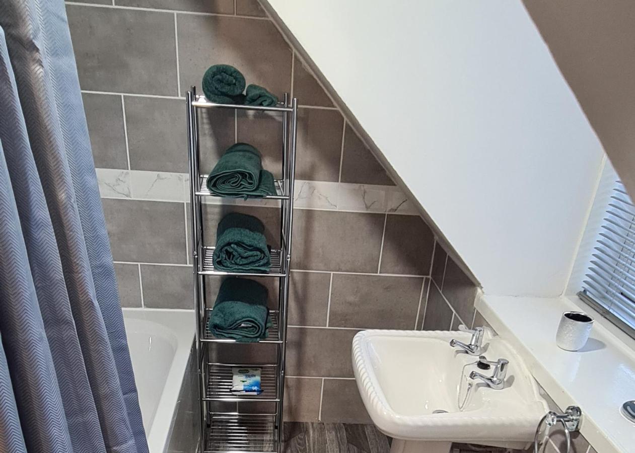 Inviting 1-Bed Apartment In Campbeltown Loch Views Екстер'єр фото