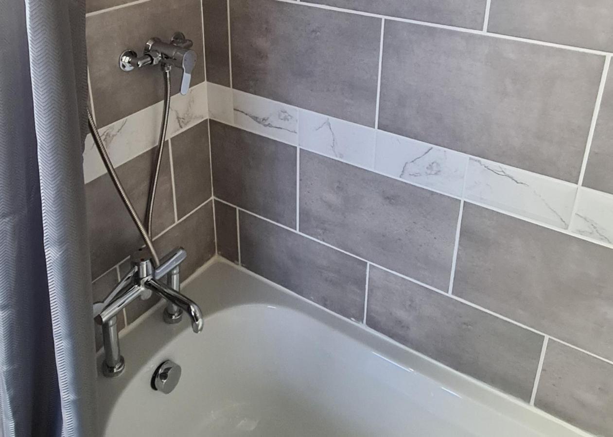 Inviting 1-Bed Apartment In Campbeltown Loch Views Екстер'єр фото